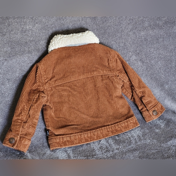 Infant's 6 Month Corduroy Jacket with Sherpa Collar NICE Zero Flaws - Picture 3 of 10